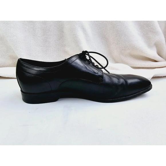Hugo Boss Size 8.5 Men\'s Black Leather Embossed Logo Lace Up Square Toe Shoes